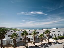 The Beachfront Praia D'el Rey Golf & Beach Resort