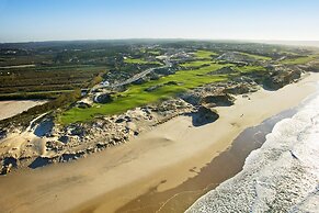 The Beachfront Praia D'el Rey Golf & Beach Resort