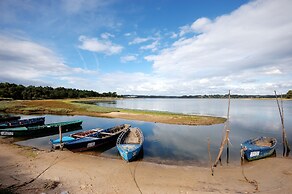 The Beachfront Praia D'el Rey Golf & Beach Resort