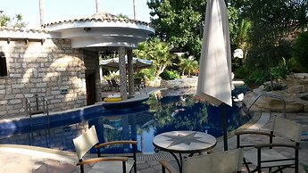 De Michanna Properties