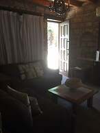 De Michanna Properties