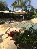 De Michanna Properties