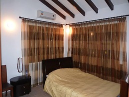 De Michanna Properties