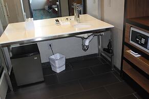 Aloft Syracuse Inner Harbor