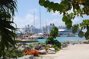 The Pasanggrahan Royal Boutique Hotel