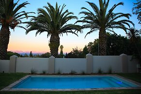 Four Palms Accommodation