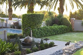 Four Palms Accommodation