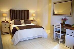 Four Palms Accommodation