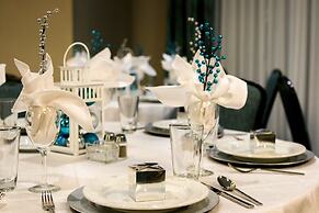 Holiday Inn & Suites Denver Tech Center-Centennial by IHG