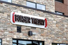 Holiday Inn & Suites Denver Tech Center-Centennial by IHG