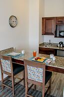 Holiday Inn & Suites Denver Tech Center-Centennial by IHG