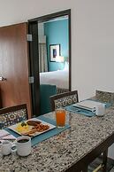 Holiday Inn & Suites Denver Tech Center-Centennial by IHG