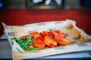 Holiday Inn & Suites Denver Tech Center-Centennial by IHG