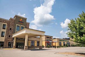Comfort Suites University