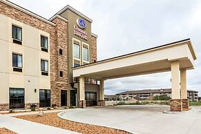 Comfort Suites University