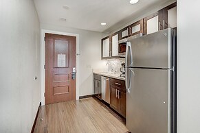 Staybridge Suites Baltimore - Inner Harbor by IHG