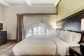 Staybridge Suites Baltimore - Inner Harbor by IHG