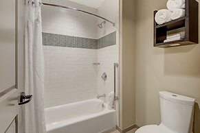 Staybridge Suites Baltimore - Inner Harbor by IHG