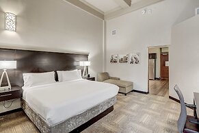 Staybridge Suites Baltimore - Inner Harbor by IHG