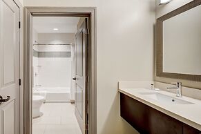 Staybridge Suites Baltimore - Inner Harbor by IHG