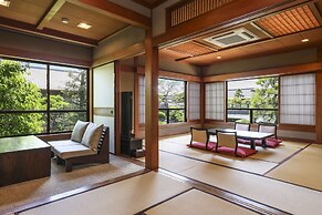 Meiseki No Yado Kagetsu