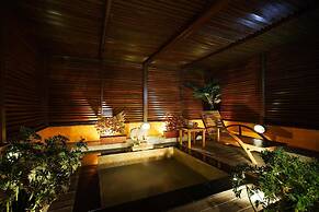 Seasons Boutique Motel