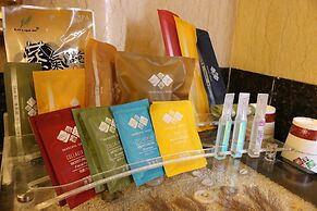 Seasons Boutique Motel