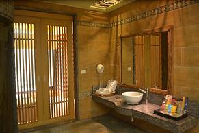 Seasons Boutique Motel