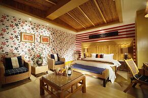 Seasons Boutique Motel