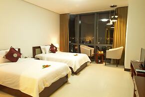 Danang Han River Hotel