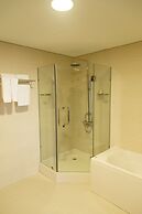 Danang Han River Hotel