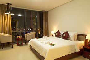 Danang Han River Hotel