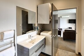 Ramada Suites by Wyndham Queenstown Remarkables Park