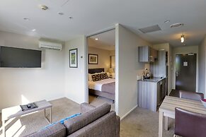 Ramada Suites by Wyndham Queenstown Remarkables Park