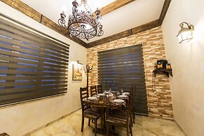 Amberd Hotel