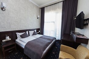 Amberd Hotel
