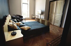 Boutique Apartments - Main Market Square