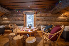 Kuukkeli Apartments Hirvas