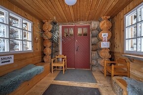 Kuukkeli Apartments Hirvas