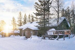 Kuukkeli Apartments Hirvas