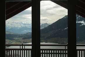 The Outdoor Retreat