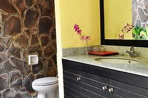 Bali au Naturel - Adults Only