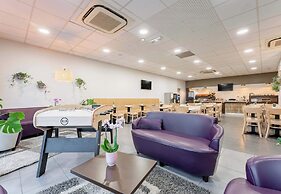 B&B HOTEL Maubeuge Louvroil