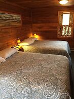 Whistling Swan Motel