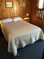 Whistling Swan Motel