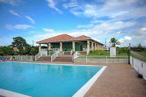 Country Club Mangowalk Townhouse