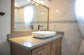 Country Club Mangowalk Townhouse