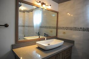 Country Club Mangowalk Townhouse