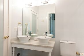 Oceanside Hotel and Suites