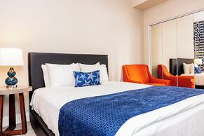 Oceanside Hotel and Suites